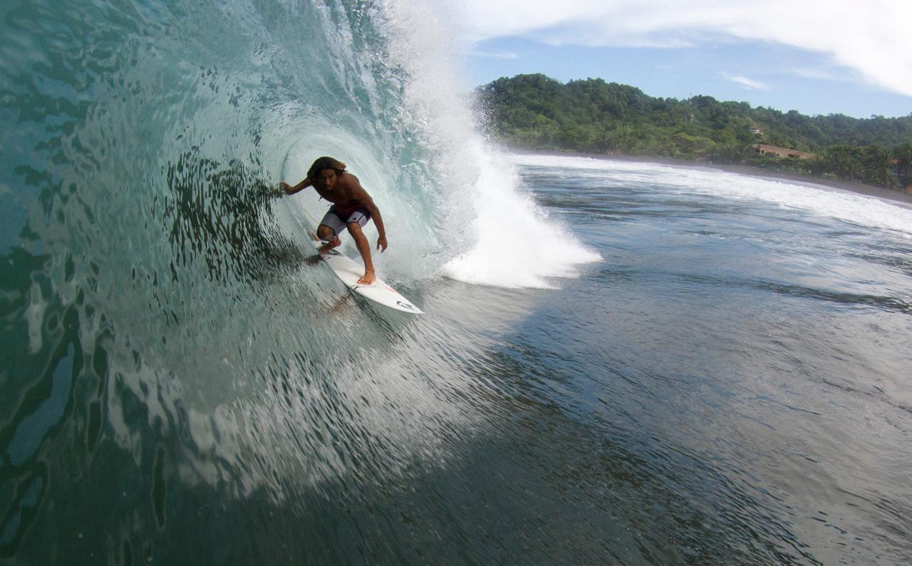 Playa Hermosa de Garabito es la primera de Centroamérica en convertirse en Reserva Mundial de Surf