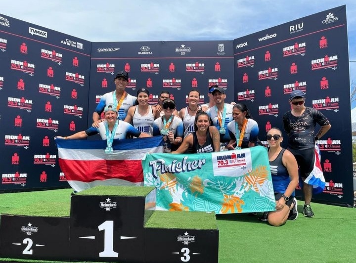 Triatletas ticos del equipo MS Endurance conquistaron el Ironman 70.3 de Panamá